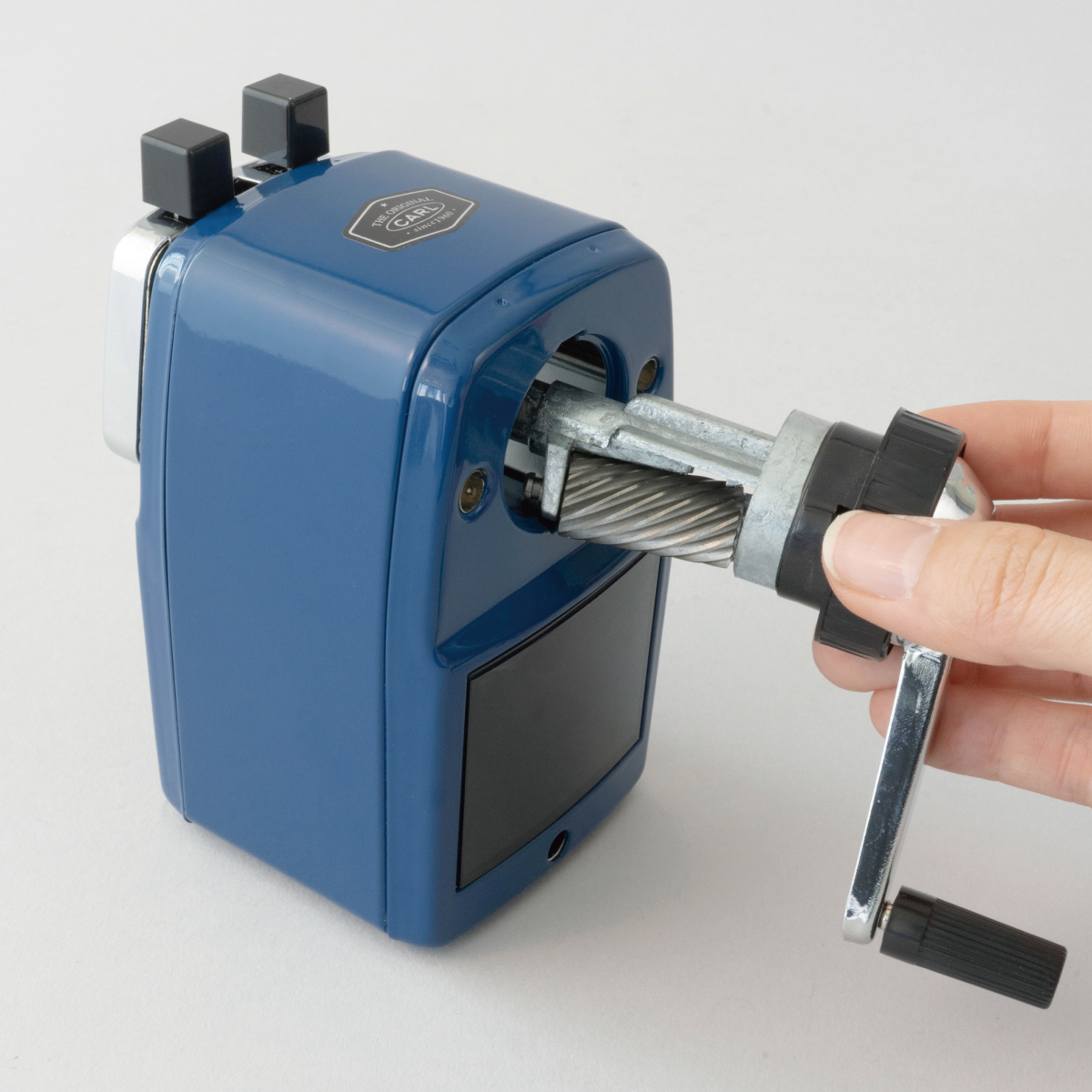 強度と耐久性に優れた金属製ハンドル