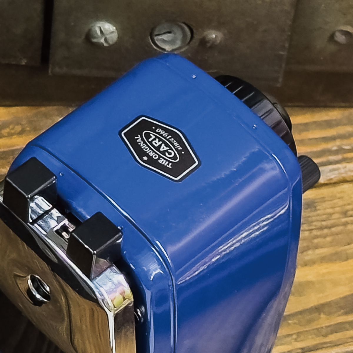 アメリカンなボディカラーに映えるワンポイントデザイン